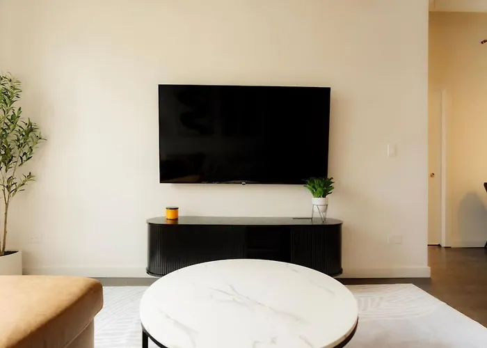Above The Roots - Classy 1bd Escape Apartment Washington