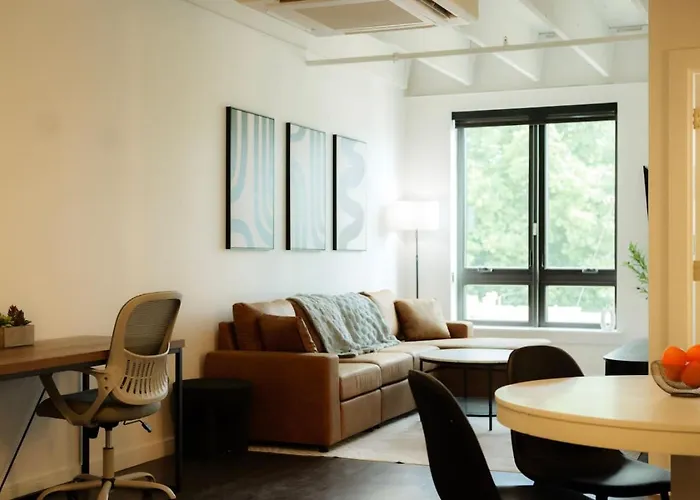 Apartment Above The Roots - Classy 1bd Escape Washington